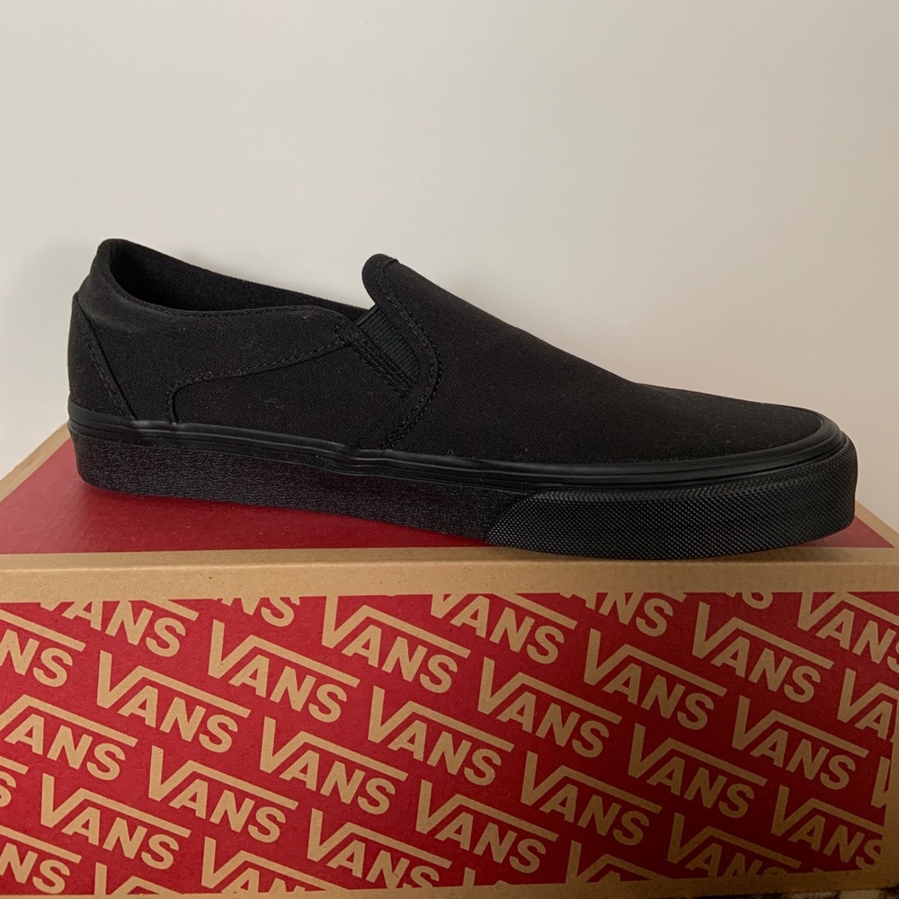 Classic Black slip on vans